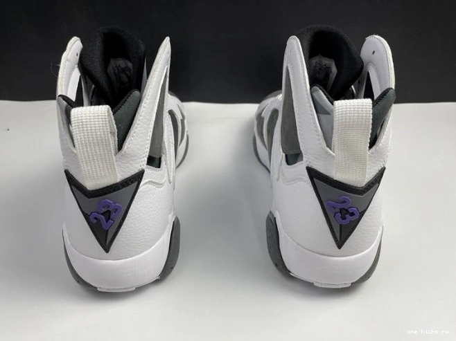Chep Onekick CU9307-100 Retro 7 (2021) Jordan Flint 0813